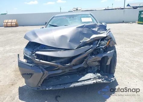 2020 Toyota Camry Se z USA, uszkodzony, nr VIN 4T1G11AK4LU901916